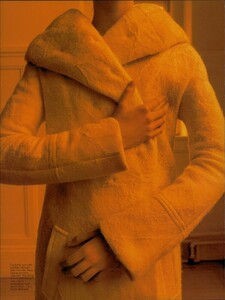 ARCHIVIO - Vogue Italia (July 1997) - Shape and Cut - 003.jpg