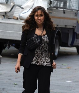       myl280420BZNimage116 .jpg