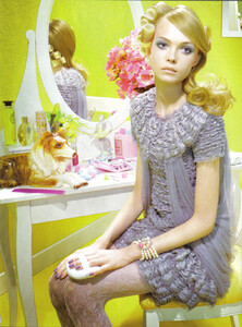 Vogue Italia (August 2008) - Beauty - 005.jpg