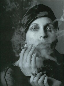 ARCHIVIO - Vogue Italia (April 2007) - Ravishing Beauties - 011.jpg