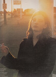 W (July 2001) - Solitaire - 018.jpg