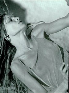ARCHIVIO - Vogue Italia (March 1998) - Zabriskie Pt - 021.jpg