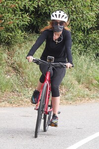        isl010520BZNimage110 .jpg