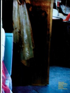 ARCHIVIO - Vogue Italia (February 1997) - Reflection - 018.png