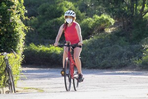        isl080520BZNimage105 .jpg