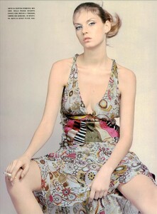 ARCHIVIO - Vogue Italia (June 2003) - A Splash Of Good Looks - 004.jpg