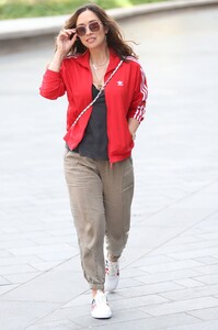        kla060520BZNimage112 .jpg