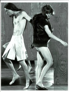 ARCHIVIO - Vogue Italia (November 1998) - Cross View - 004.jpg