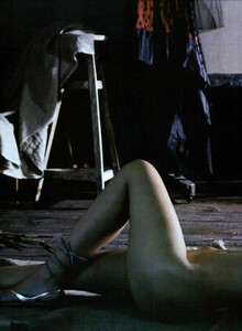 ARCHIVIO - Vogue Italia (April 2003) - Body Art - 006.jpg