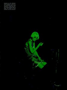 ARCHIVIO - Vogue Italia (April 2007) - Ravishing Beauties - 006.jpg