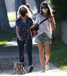        lil090520BZNimage122 .jpg