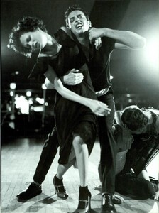 ARCHIVIO - Vogue Italia (March 1997) - Fashion Marathon - 022.jpg