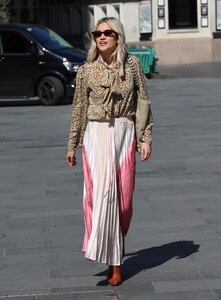        rob080520BZNimage104 .jpg