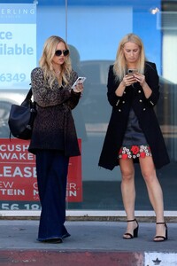 zoe030520BZNimage104 .jpg