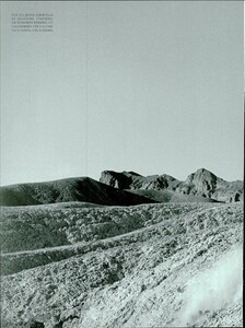 ARCHIVIO - Vogue Italia (March 1998) - Zabriskie Pt - 017.jpg