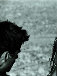 ARCHIVIO - Vogue Italia (March 1998) - Zabriskie Pt - 005.jpg