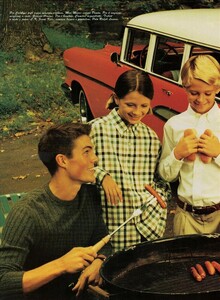 ARCHIVIO - Vogue Italia (October 1997) - The Goodlife - 005.jpg