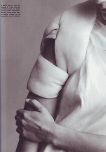 Vogue Italia (January 1999) - Portraits of Style - 014.jpg