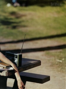 ARCHIVIO - Vogue Italia (February 2002) - Shannyn and Chloé - 008.jpg