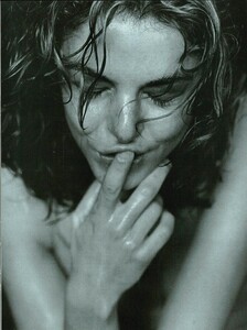 ARCHIVIO - Vogue Italia (February 1998) - Claudia Gerini - 006.jpg