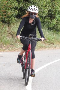        isl010520BZNimage109 .jpg