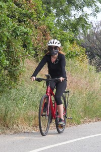        isl010520BZNimage111 .jpg