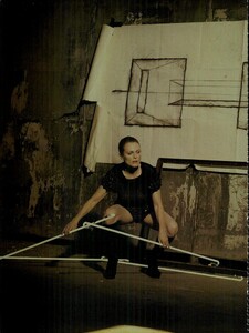 ARCHIVIO - Vogue Italia (September 2008) - Julianne Moore - 007.jpg