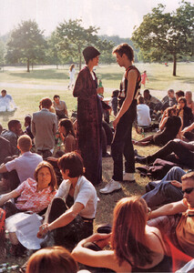 Harper's Bazaar US (September 1996) - London Beat - 002.jpg