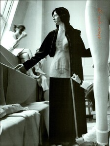 ARCHIVIO - Vogue Italia (July 1997) - Shape and Cut - 004.jpg