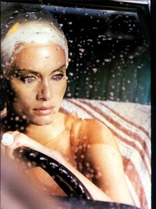 ARCHIVIO - Vogue Italia (March 2000) - The Next Way - 004.jpg