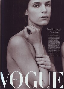 1792734687_VogueItalia(May1999)-FinishingTouch-001.thumb.jpg.0fcc2560e01757f0b6ccf49f92a1663b.jpg