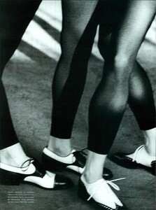 ARCHIVIO - Vogue Italia (February 2000) - Rehearsing Fosse - 003.jpg
