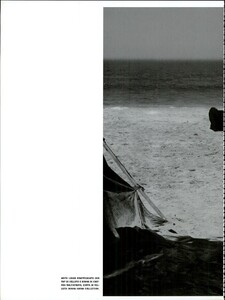 ARCHIVIO - Vogue Italia (September 2008) - Julianne Moore - 011.jpg