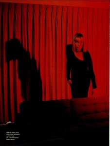 ARCHIVIO - Vogue Italia (April 1997) - Courtney Love - 022.png