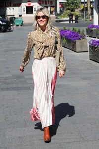        rob080520BZNimage109 .jpg