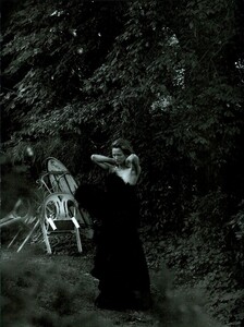 ARCHIVIO - Vogue Italia (September 2007) - Tilda Swinton - 002.jpg