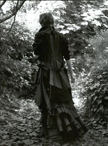 ARCHIVIO - Vogue Italia (September 2007) - Tilda Swinton - 022.jpg