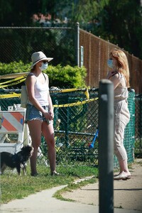        lil030520BZNimage124 .jpg