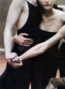 Vogue Italia (September 1997) - Enchanting Mood - 001.jpg