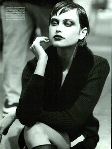 ARCHIVIO - Vogue Italia (October 1997) - So... And So - 007.jpg