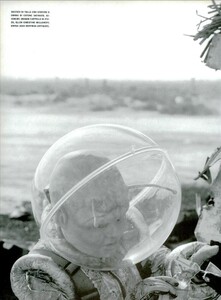 ARCHIVIO - Vogue Italia (March 2001) - In A Future Mood - 019.jpg