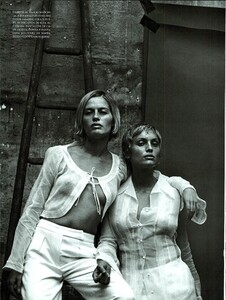 ARCHIVIO - Vogue Italia (January 1998) - Cronaca - 027.jpg