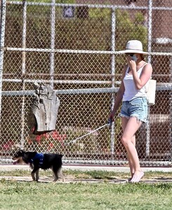        lil030520BZNimage128 .jpg