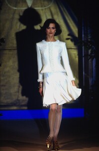 1873945293_shalom-harlow(6).thumb.jpg.8e90d55f50d7a047e73b4d544d584c7c.jpg