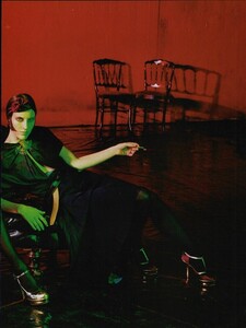 ARCHIVIO - Vogue Italia (April 2007) - Ravishing Beauties - 008.jpg