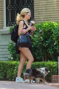        hol040520BZNimage109 .jpg