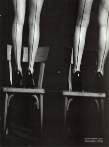 Vogue Italia (September 1997) - Enchanting Mood - 016.jpg