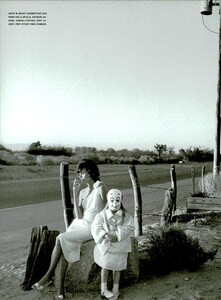 ARCHIVIO - Vogue Italia (April 2001) - Picture Story - 029.jpg