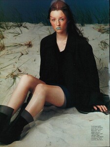 ARCHIVIO - Vogue Italia (August 1997) - The Young Girls By The Sea - 003.jpg