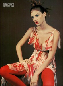 ARCHIVIO - Vogue Italia (June 2003) - A Splash Of Good Looks - 012.jpg